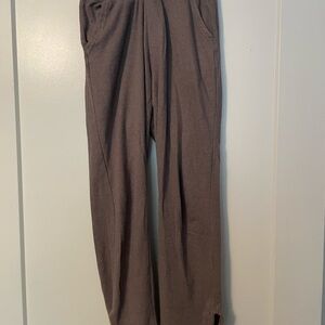 Pactpact Airplane pants tulip hem